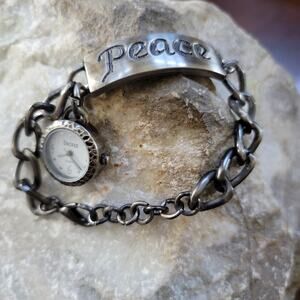 Vintage Watches Decree Charm Bracelet Watch Peace Link Chain Quartz Boho Style